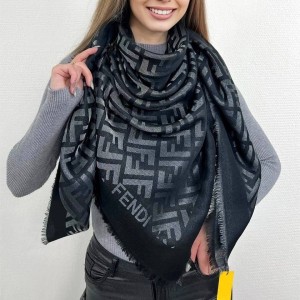 Палантин Fendi N1179