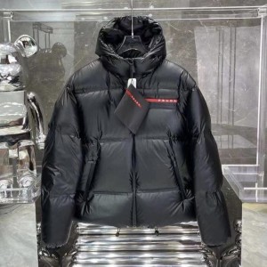 Пуховик Prada N1403