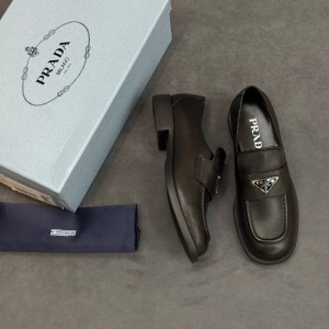 Лоферы Prada F5478