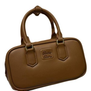 Сумка Miu Miu Arcadie Leather Bag L4755
