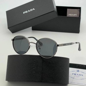Очки Prada Q1137