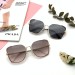 Солнцезащитные очки Prada Q2515