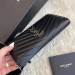 Кошелек Saint Laurent Cassandre Matelasse Zip Around RB3916