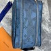 Косметичка Louis Vuitton Dopp Kit RR6200