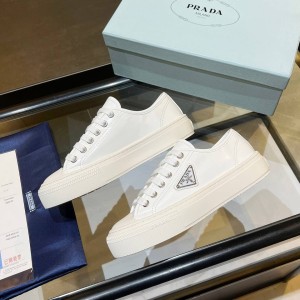 Кеды Prada B3114