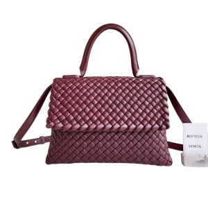 Сумка Bottega Veneta Patti Shoulder Bag RN1558