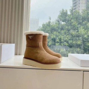 Зимние ботинки Prada Suede F4368