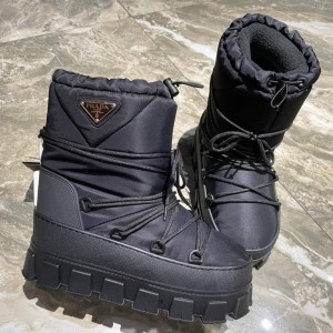 Зимние ботинки Prada F4659