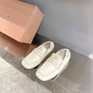 Лоферы Miu Miu F4924