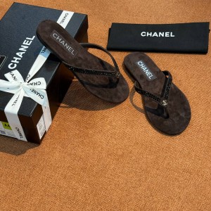 Шлепанцы Chanel F5318