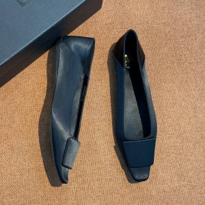 Балетки Saint Laurent F5941