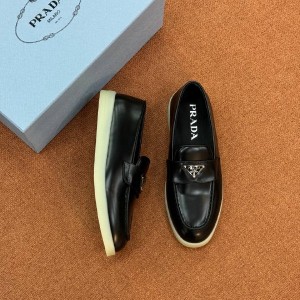 Лоферы Prada F6093
