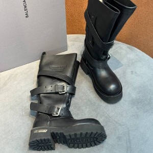 Сапоги Balenciaga F6372