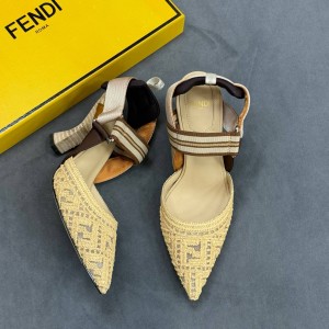 Босоножки Fendi Colibri F6407