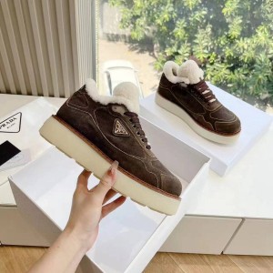 Зимние ботинки Prada F6524