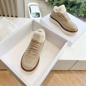 Зимние ботинки Prada F6523