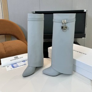 Сапоги Givenchy F6635