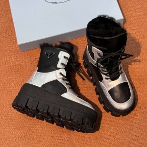 Зимние ботинки Prada F6721