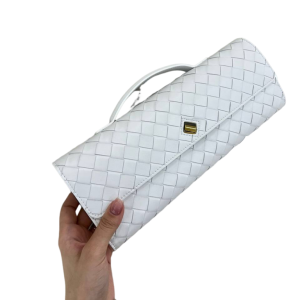 Сумка Bottega Veneta Andiamo Clutch RN1091