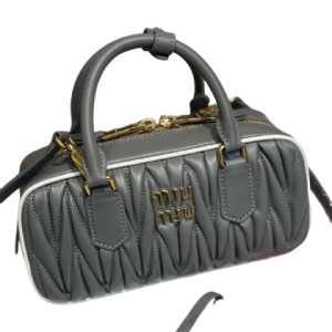 Сумка Miu Miu Arcadie Leather Bag RN1596