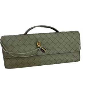 Сумка Bottega Veneta Andiamo Clutch RN1860