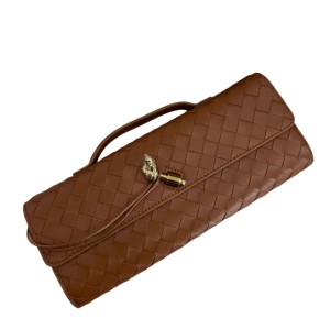 Сумка Bottega Veneta Andiamo Clutch RN1863