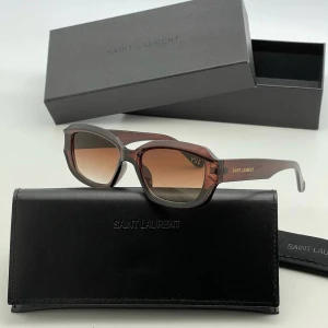 Очки Saint Laurent A3070