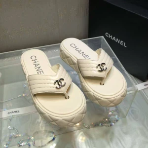 Шлепанцы Chanel B3089