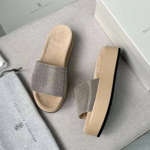 Шлепанцы Brunello Cucinelli F1538