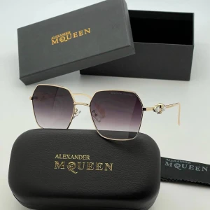 Очки Alexander McQueen Q1329