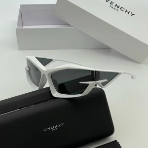 Очки Givenchy Q2037