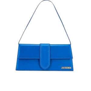 Сумка Jacquemus Le Bambino Long R1153