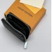 Кошелек Louis Vuitton Zippy R1916