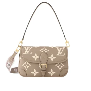 Сумка Louis Vuitton Diane RE3955