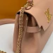 Сумка Louis Vuitton Lockme Ever Mini RE4926