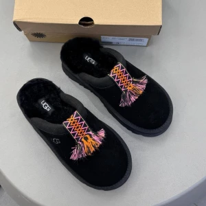 Угги UGG B2918