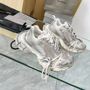 Кроссовки Balenciaga F4440