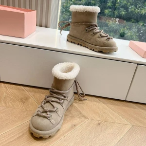 Угги Miu Miu F4622
