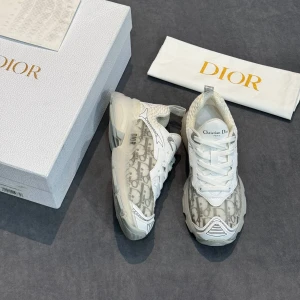 Кроссовки Dior Vibe F5146
