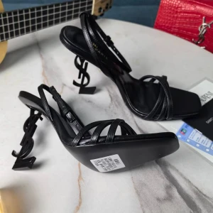 Босоножки Saint Laurent F5168