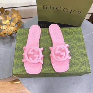 Шлепанцы Gucci F5261