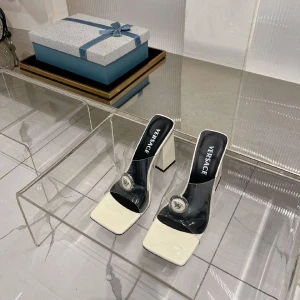 Босоножки Versace F5567