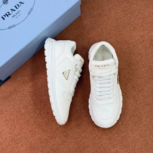 Кроссовки Prada F5738