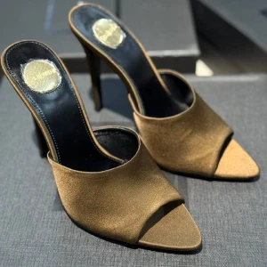 Босоножки Saint Laurent F6043