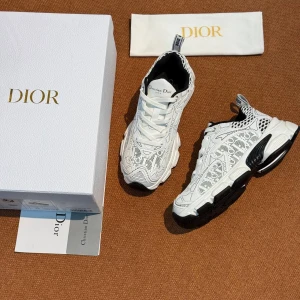 Кроссовки Christian Dior F6262
