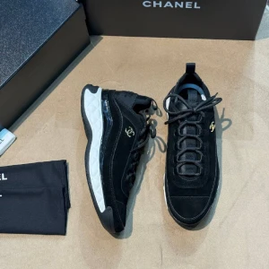 Кроссовки Chanel F6313