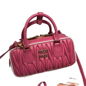 Сумка Miu Miu Arcadie Leather Bag RN1595