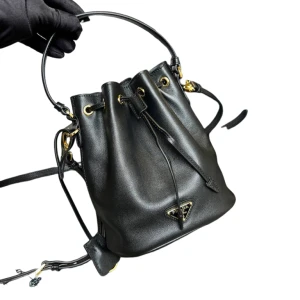 Сумка Prada Darling leather mini bucket bag RN1597