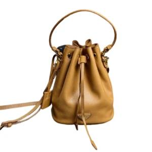Сумка Prada Darling leather mini bucket bag RN1598
